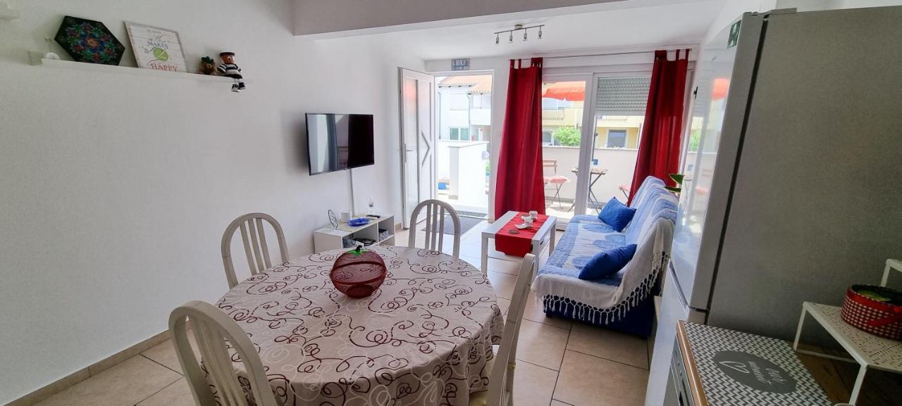 איזולה Apartment Lucky 7 מראה חיצוני תמונה