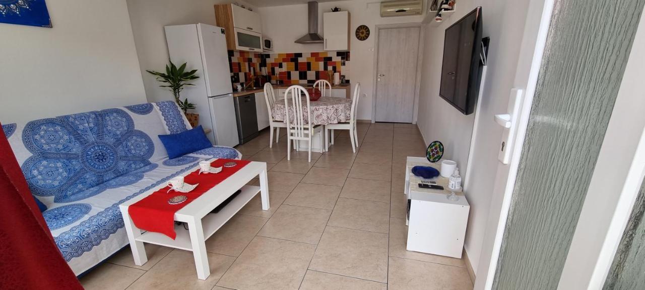 איזולה Apartment Lucky 7 מראה חיצוני תמונה